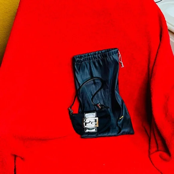 Fendi Black Mini Bag with Metallic Detail - Picture 4 of 10